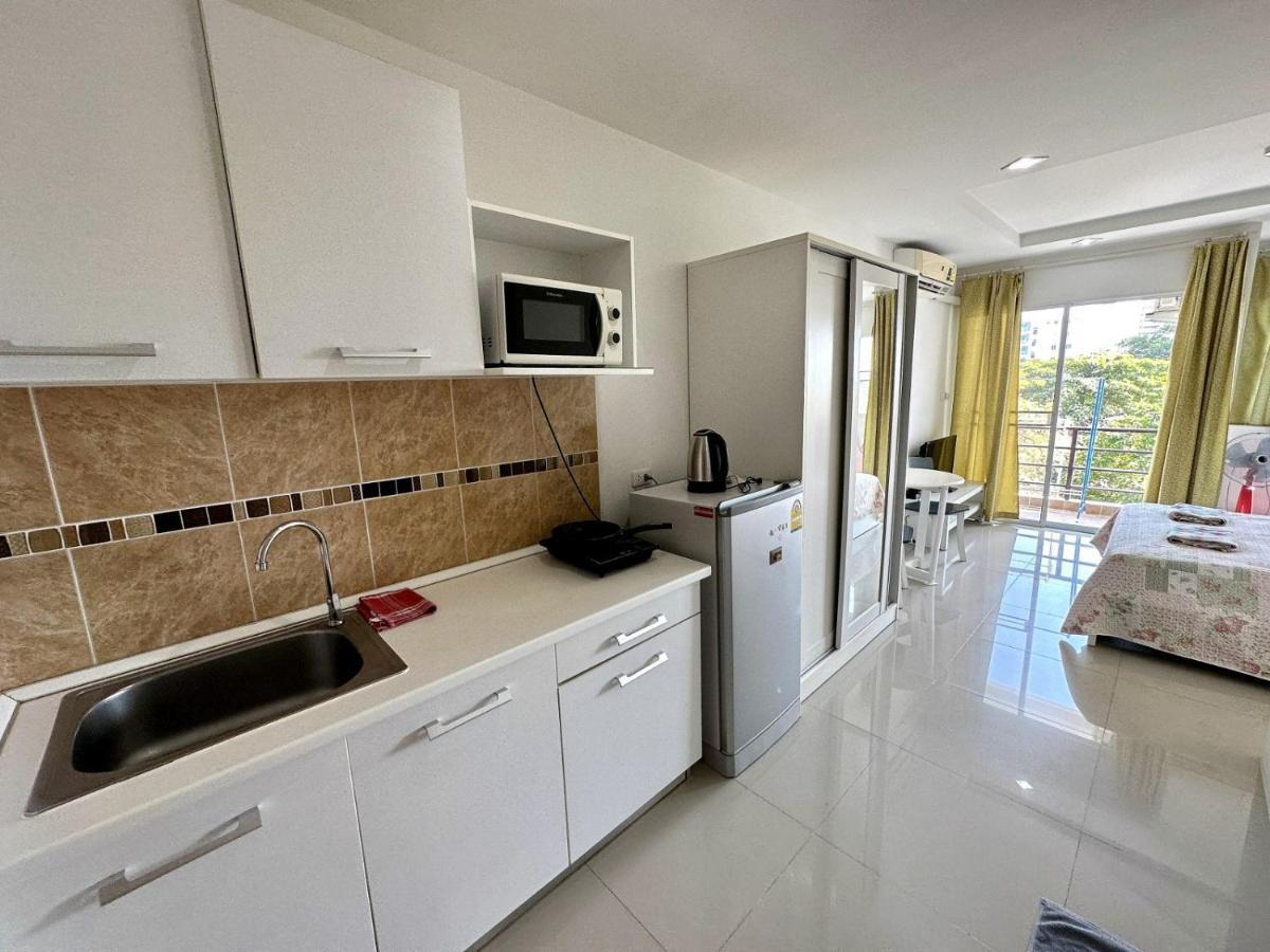 Beach 7 Condo Studio 012 Джомтиен Бийч Екстериор снимка